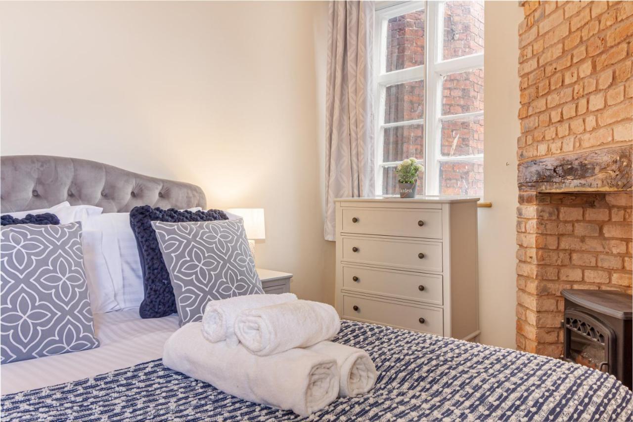 Host & Stay - The Merchant House Apartments เฮริฟอร์ด ภายนอก รูปภาพ