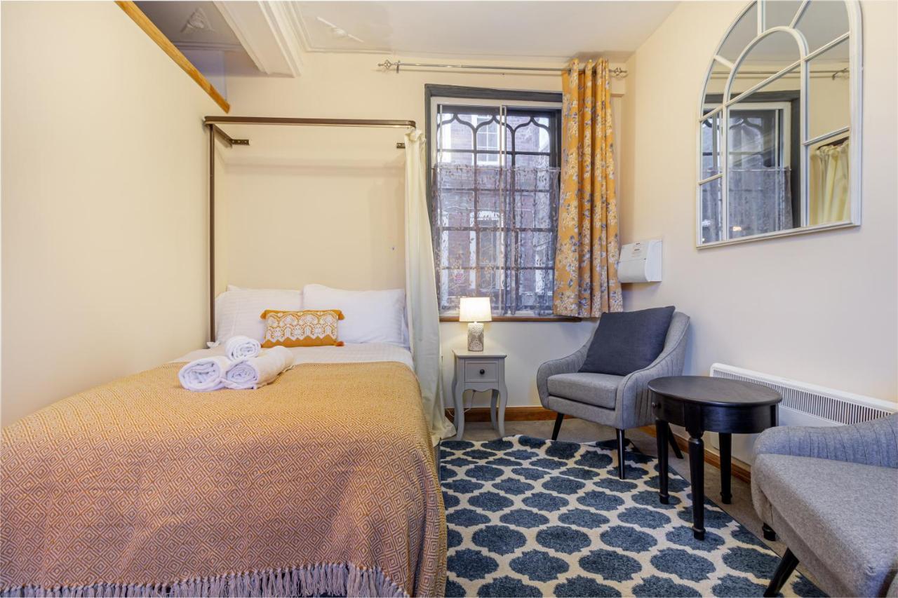 Host & Stay - The Merchant House Apartments เฮริฟอร์ด ภายนอก รูปภาพ