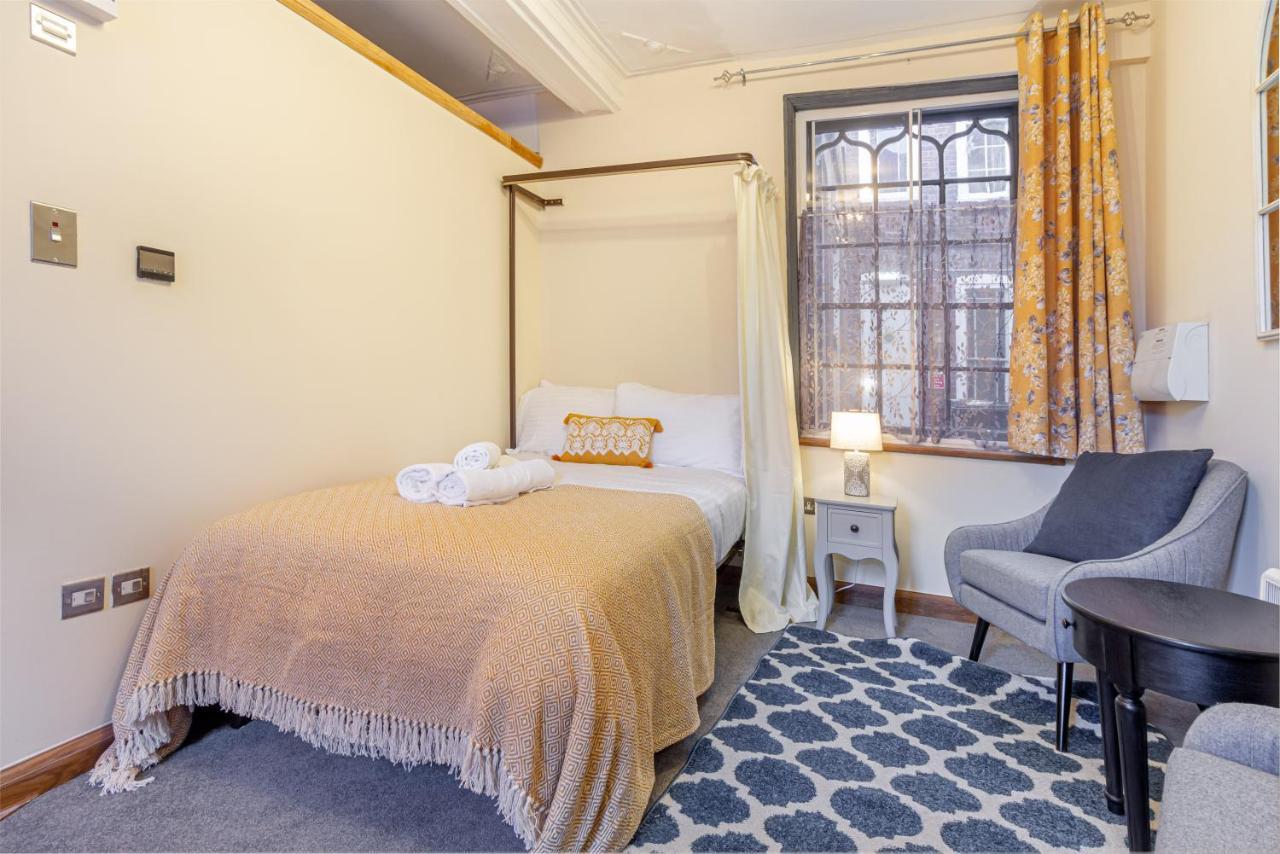 Host & Stay - The Merchant House Apartments เฮริฟอร์ด ภายนอก รูปภาพ