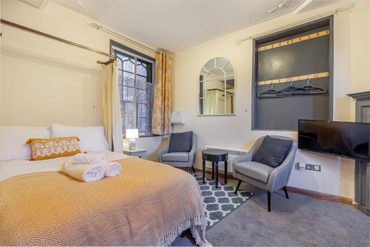 Host & Stay - The Merchant House Apartments เฮริฟอร์ด ภายนอก รูปภาพ